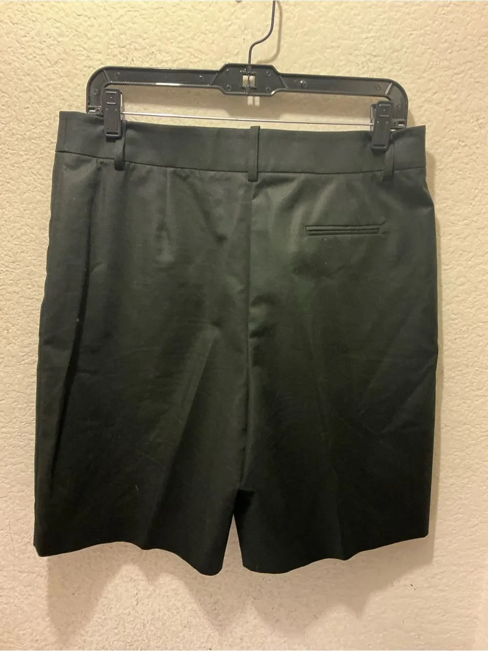 Lafayette 148 New York Black Tailored Bermuda Shorts size 10